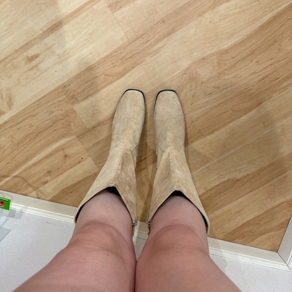 Vintage Tan Suede Leather Campus Boots (8.5) - Picture 4 of 8